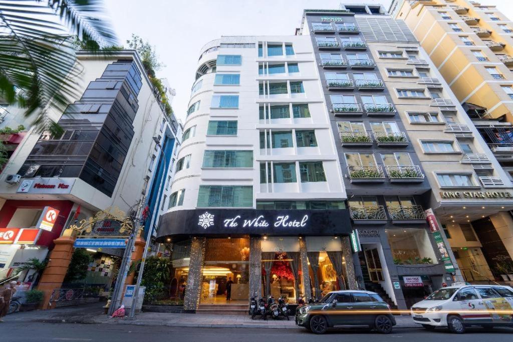 The White Hotel 8A Thai Van Lung Хошимин Экстерьер фото