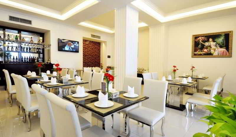 The White Hotel 8A Thai Van Lung Хошимин Экстерьер фото